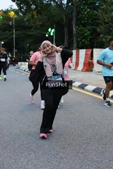Runner Photo 4296677