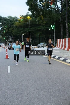 Runner Photo 4296679