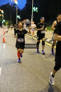 Runner Photo 4296681