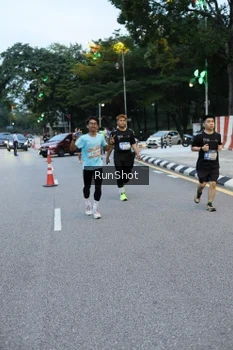 Runner Photo 4296686