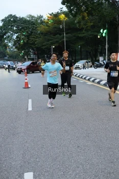 Runner Photo 4296687