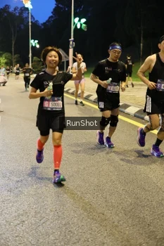 Runner Photo 4296690