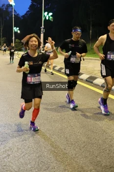 Runner Photo 4296714
