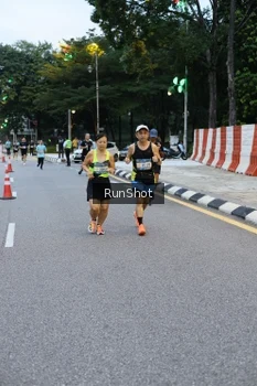 Runner Photo 4296722