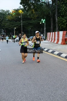 Runner Photo 4296725