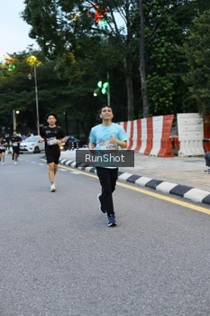 Runner Photo 4296726