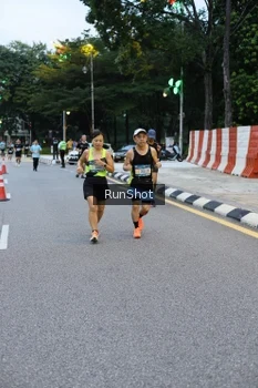 Runner Photo 4296729