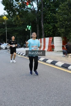 Runner Photo 4296731
