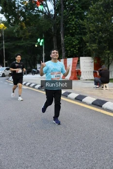 Runner Photo 4296732