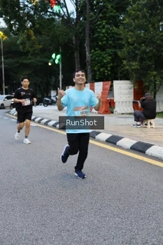 Runner Photo 4296734