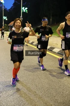 Runner Photo 4296735