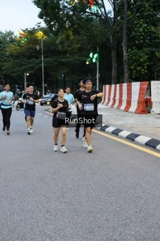 Runner Photo 4296746