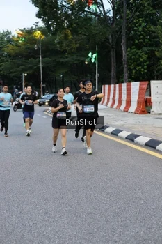 Runner Photo 4296755