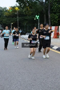 Runner Photo 4296757