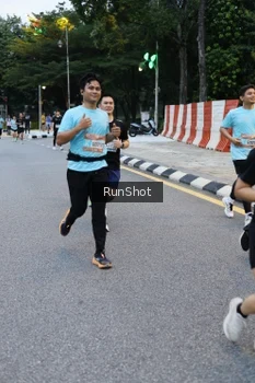 Runner Photo 4296770