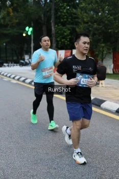 Runner Photo 4296776