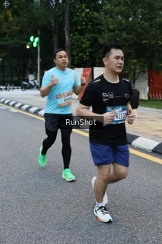 Runner Photo 4296778
