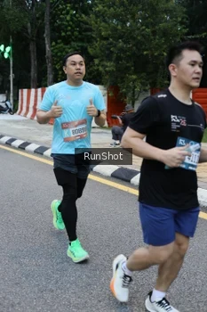 Runner Photo 4296785