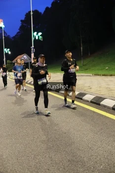Runner Photo 4296786