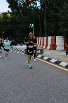 Runner Photo 4296788