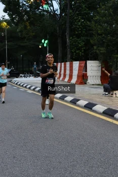 Runner Photo 4296790