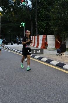 Runner Photo 4296793