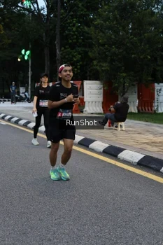 Runner Photo 4296802