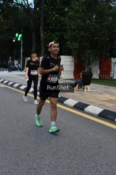 Runner Photo 4296812