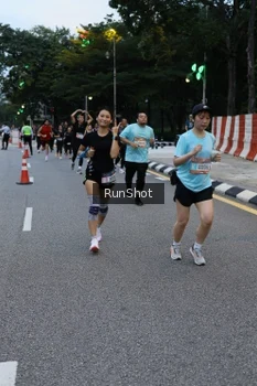Runner Photo 4296817