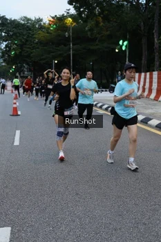 Runner Photo 4296818