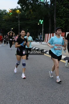Runner Photo 4296821