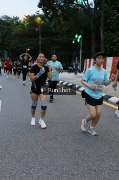 Runner Photo 4296828