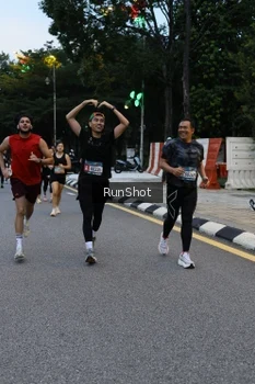 Runner Photo 4296841