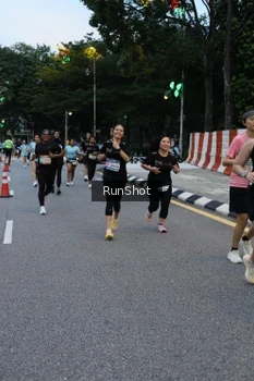 Runner Photo 4296868