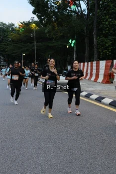 Runner Photo 4296870