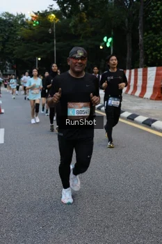 Runner Photo 4296887