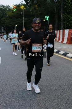 Runner Photo 4296888