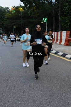 Runner Photo 4296897