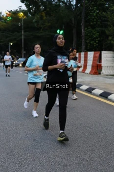 Runner Photo 4296901