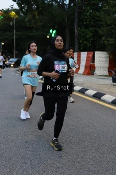 Runner Photo 4296902