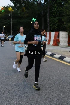 Runner Photo 4296903
