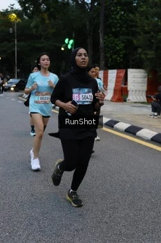 Runner Photo 4296905