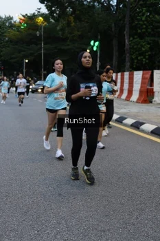 Runner Photo 4296906