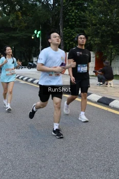 Runner Photo 4296912