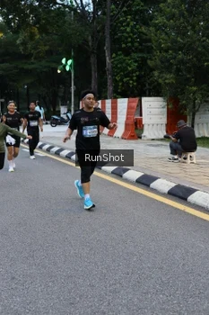 Runner Photo 4296921