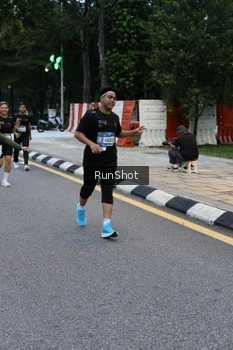 Runner Photo 4296932