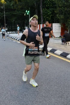 Runner Photo 4296963