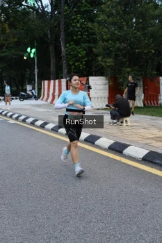 Runner Photo 4296975
