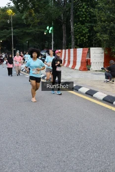 Runner Photo 4296991
