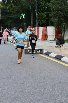 Runner Photo 4296994